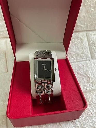 zenske torbe mona outlet: GUESS ženski ručni sat – pravougaono kućište i ukrasna narukvica sa — 2