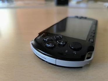 ekran za fox tv: Sony Playstation Portable PSP 3001 Na prodaju PSP 3001 model u — 6