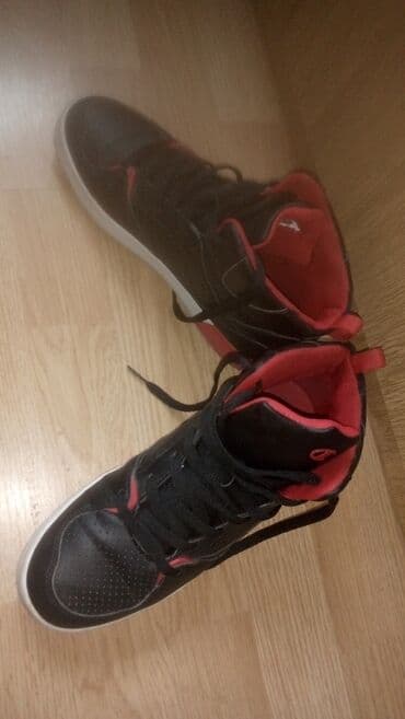 Women's Sneakers and athletic shoes: Champion, 39, bоја - Crna — 2