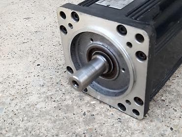 masina za isusivanje vlage: Servo motor MAC 093C, sa enkoderom i kocnicom Precnik osovine je 24mm — 4