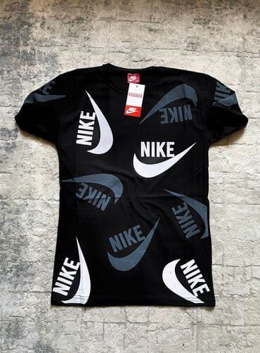 tifani majice: Majice na okruglinu 2200 din m do 3xl — 14