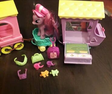 sandale za devojcice hm: MY LITLLE PONY VOZ-hasbro
Kompletan,u savrsenom stanju — 4