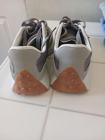 Trainers: Patike – broj 36 - Sportsko/casual model sa vezivanjem na pertle - — 2