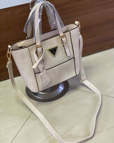 tommy hilfiger d: Cena 2500 din — 16
