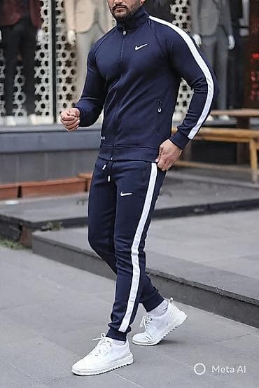 chile trenerka: Trenerka Nike, bоја - Tamnoplava — 1