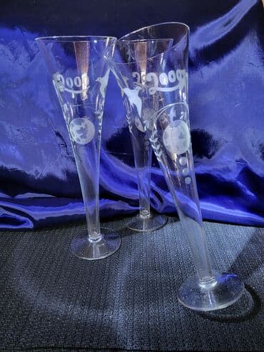 Drinking Glasses: Case za vino,kristalno staklo,rucna gravura iz 2000ih.god. Case za — 2