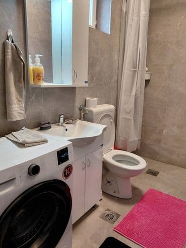 Placevi: 1 soba — 6