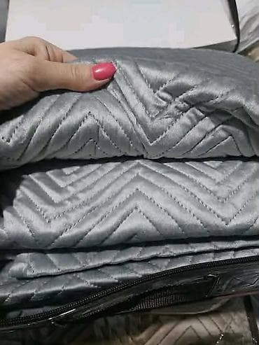 jisk prekrivaci: Prekrivači 💥
Dimenzije-220*240 + 2 jastučnice 50*70
Materijal-pliš — 8