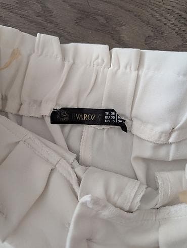 pletene carape: Beli ženski šorts EVAROZA sa pojasom - Brend: EVAROZA - Veličina: EU — 3