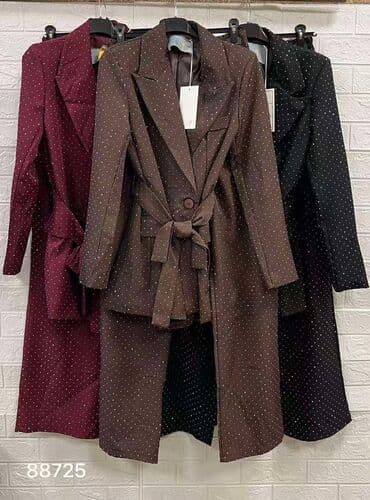 Kupaći kostimi: L11. Komplet 4.300 dinara — 4