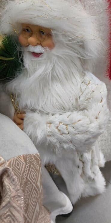 Textile: Deda mraz 1m 8500din (na slici gde su svi gledate samo gornji red) — 3