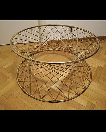 uradi sam klub stolovi: Klub sto, jako malo koristen, prodaje se zbog selidbe. U perfektnom — 1