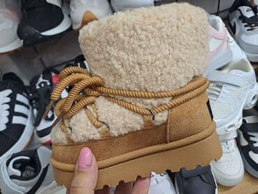 Čizme: Ženske zimske čizme – topla „shearling“/flis postava - Materijal — 1