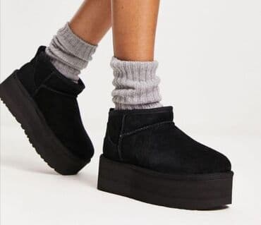 ccc obuća online: Ugg mini čizme, bоја - Crna, 38 — 1