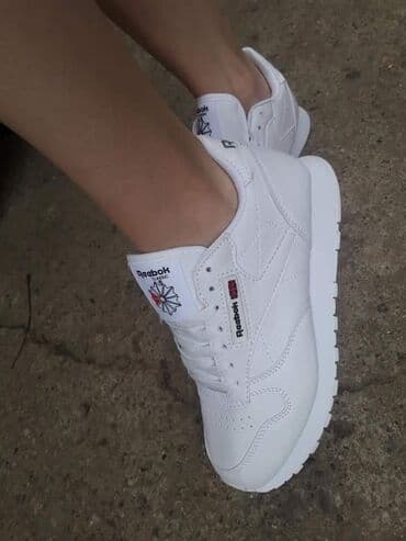 la scarpa obuca: Reebok, 40, bоја - Bela — 4