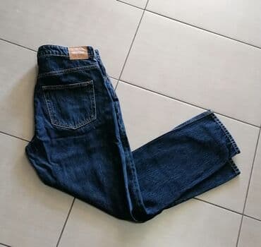 pocepane pantalone: Farmerice ženske
Extra model i kvalitet Uvoz Turska
Nove
Vel 32 — 2