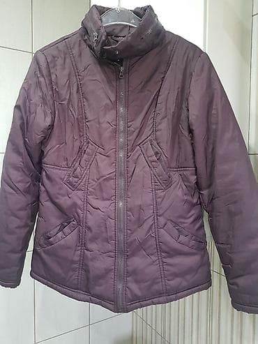 Jakna,dva puta obucena,velicina XS mada moze i kao S. Spolja je