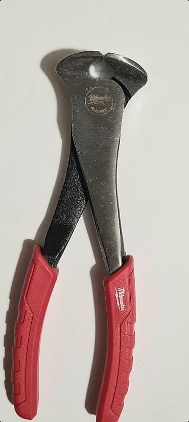 Agregati: Milwaukee 7" (180mm) klešta za sečenje (model 48-22-6407). - — 7