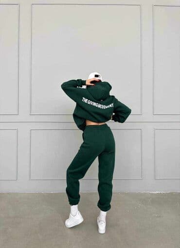 tech fleece s: Full termo modeli 
S M L
4300din
2 za 7500 — 11