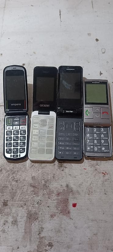 cetka za kosu 3 u 1: Lot preklopnih mobilnih telefona – modeli za jednostavno korišćenje — 1