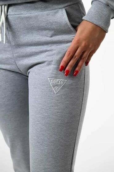 tech fleece zuti: Ženska dukserica žute boje sa dugim rukavima i okruglim izrezom — 26