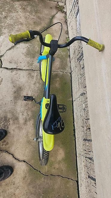 Books, Audio & Video formats: Bicikla CAPRIOLO odlicno ocuvana,kratko vozena.Velicina 16.Prelepa — 2