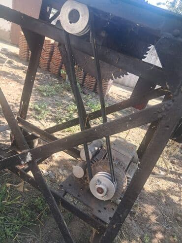 univerzalna automatska glava za trimer: Monofazni cirkular,motor sever 2kw,nova sklopka,nove — 3