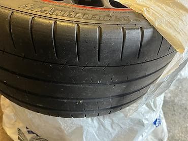 felne cena: Alu felna sa gumom – sportski dizajn, crna mat sa crvenim prstenom — 7