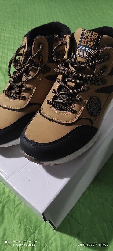 levis obuća akcija: Nove br.35 Dečje zimske patike/čizme SHONE – model „No Rules“ - — 2