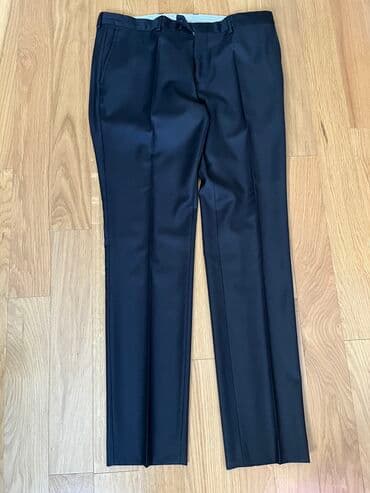 crne pantalone i bela kosulja: Muško odelo – komplet Ivergano, veličina 50 Prodajem muško odelo — 4