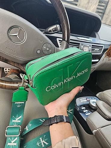 ženski neseseri: Calvin Klein crossbody torbice – ženska modna torbica sa širokim — 2