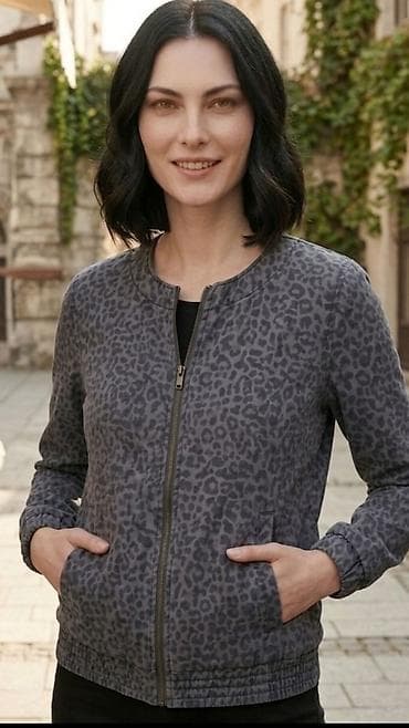 Ženska jakna sa leopard printom - Model: lagana svakodnevna jakna - na lalafo.rs Ženska jakna sa leopard printom - Model: lagana svakodnevna jakna -