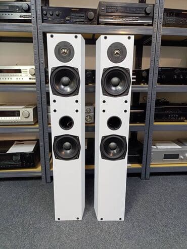 gumice za kasetofon: Vifa beli dvosistemac. poseduje vifa drajvere baseve od 6 incha — 6