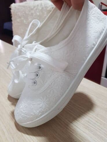 new balance ct302 cena: 36, bоја - Bela — 1