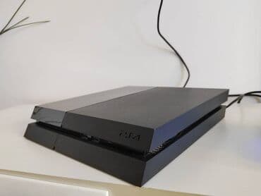 bezicne bluetooth slusalice: Sony Playstation 4 / Fifa 24 Prodajem sony Playstation 4 — 2