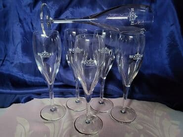 swarovski case za vino cena: Case nove duvano kristalno staklo za vino Italija 2004g. Case — 2