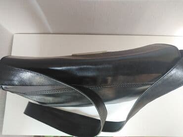 guess torba crna: Torba za rame, Mona, Materijal: Koža — 3