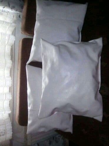 new tekstil beograd: Throw pillow — 1