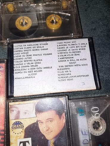 lov i ribolov borca: ASAHI stereo kasetofon – prenosni “walkman” tip radi - Stereo kaset — 10