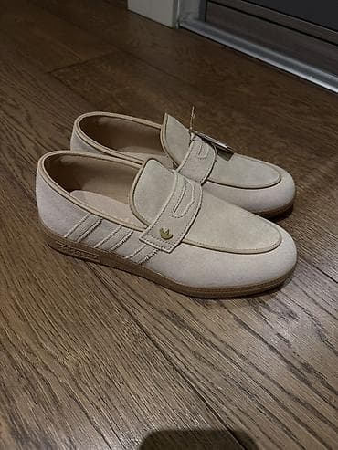 fly london cipele: Adidas mokasine NOVO – bež 
Velicina 40(odgovara 39) — 1