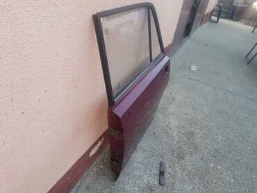 presvlake za prednja sedista: Vrata zadnja leva Lada 2107 Riva,2105 u bordo boji . Vrata su — 8
