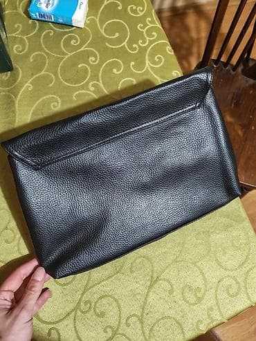 ženski neseseri: Crna ženska pismo torba sa lancem - Materijal: veštačka koža sa — 3