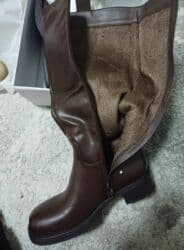 Women's Sneakers and athletic shoes: High boots, 41 — 6