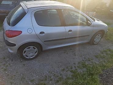 seat ibiza: KOMPLETAN AUTO 1.1 U DELOVIMA ZA PEUGEOT 206 | Kompletan auto — 9