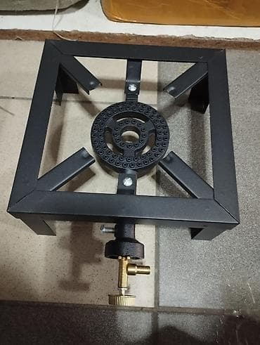 Plinski ringl/industrijski gorionik na postolju - Robustno metalno na lalafo.rs Plinski ringl/industrijski gorionik na postolju - Robustno metalno