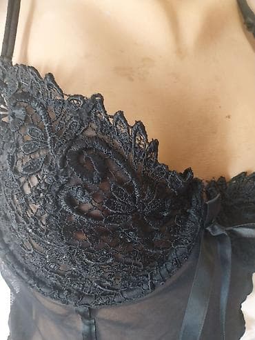 Gaćice: Crna čipkana korzeta/top - Elegantna crna korzeta sa prozirnim — 3