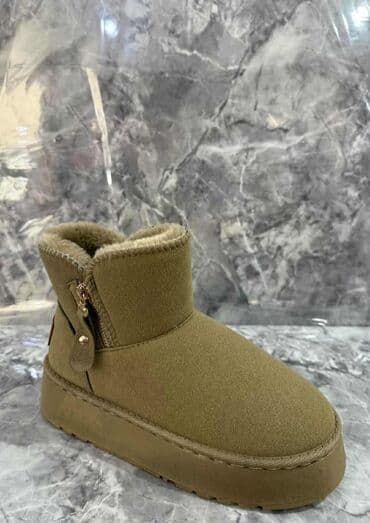 Ugg obuća: Ugg mini čizme, 39