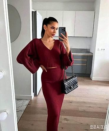 patrizia pepe srbija: Nova kolekcija ✨️
Komplet trikotaža: 3700 dinara — 4