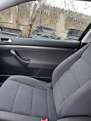 SEDIŠTA ZA VOLKSWAGEN GOLF 5 | Sedišta za Golf 5 Polovni Delovi za