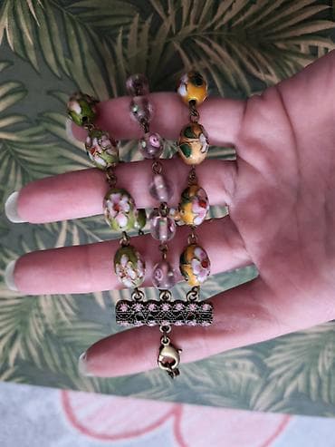 helanke sa kompresijom: Ogrlica sa ručno oslikanim perlama i detaljima od metala - Troslojna — 1